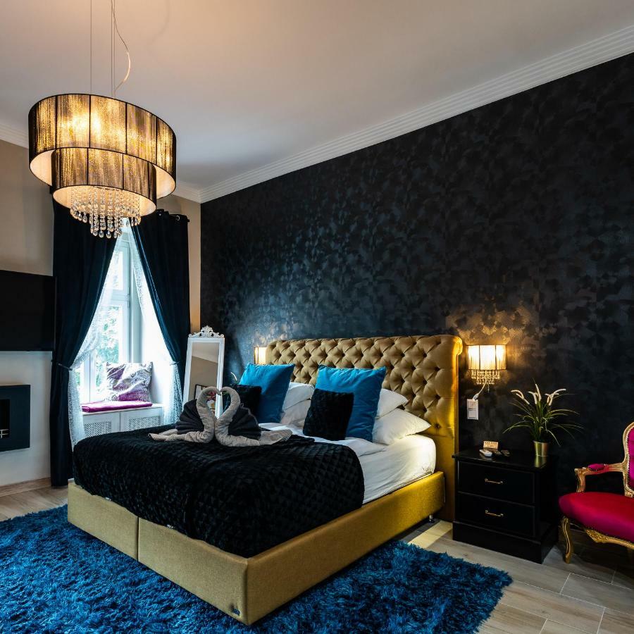 Center Of The Center, The Grand Deluxe Apartment Budapest Exterior photo