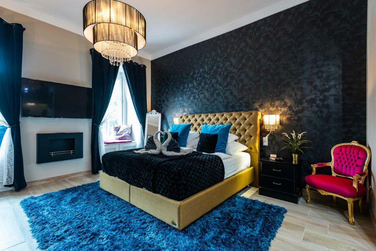 Center Of The Center, The Grand Deluxe Apartment Budapest Exterior photo